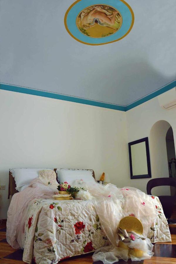 Bed and Breakfast Beb Cornelia Atri Exterior foto